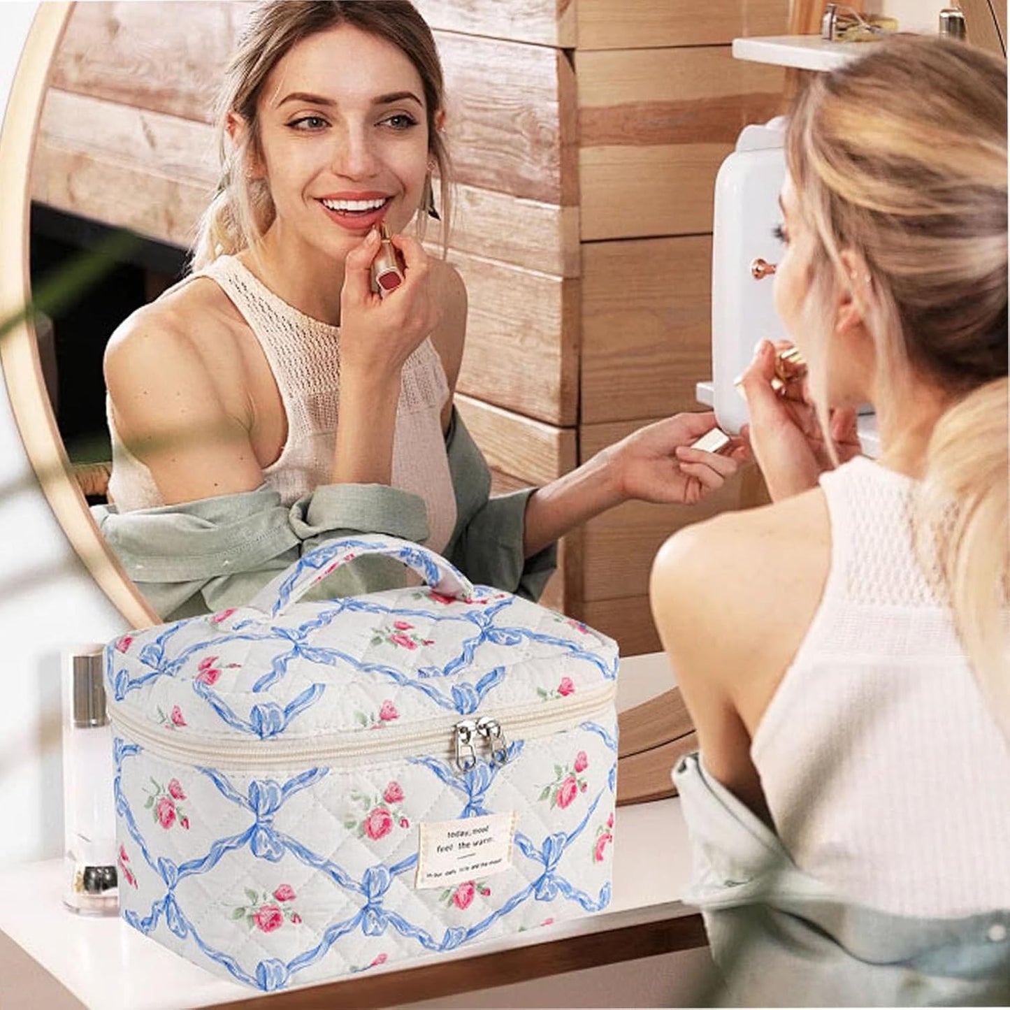 Quilted Makeup Bag, Large Makeup Bag, Cute Cosmetic Bags for Women Girls, Floral Coquette Aesthetic Patchwork Travel Toiletry Make Up Organizer Bag-Blue Bow
