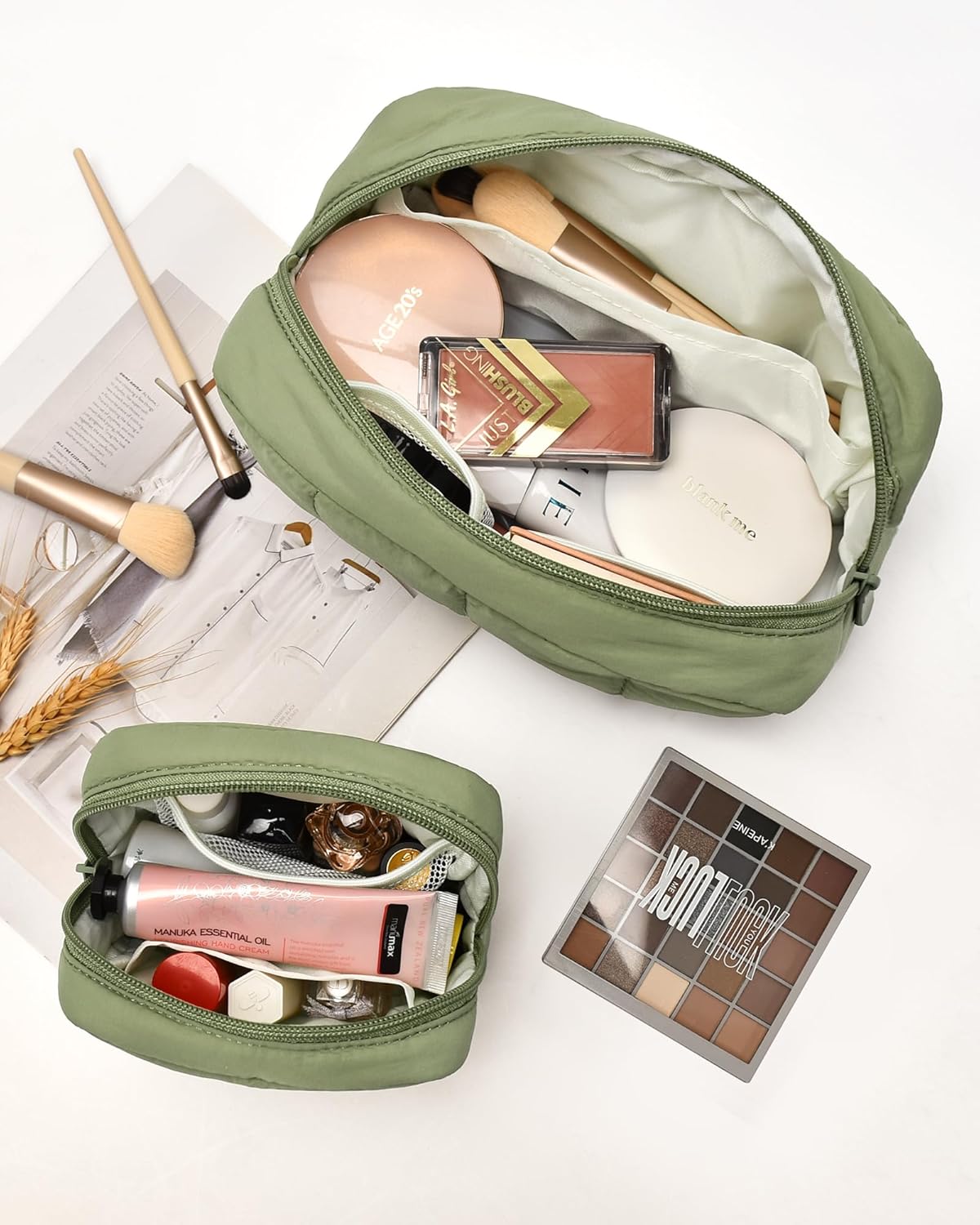 oscaurt 2 Pcs Makeup Bag Travel Toiletry Bag for Women Puffy Padded Cosmetic Pouch Purse Wide-open Makeup Organizer Case Travel Essentials