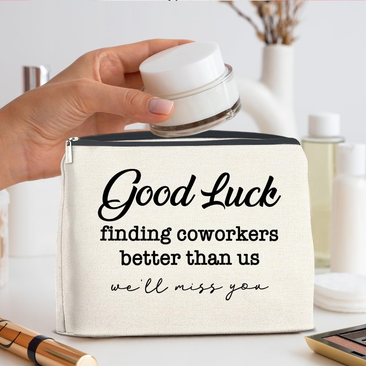 Coworkers Gifts Makeup Bag, Leaving Farewell New Job Gifts for Women Coworker Colleague Employee, Good Luck Finding Better Coworkers Than Us Zipper Makeup Pouch