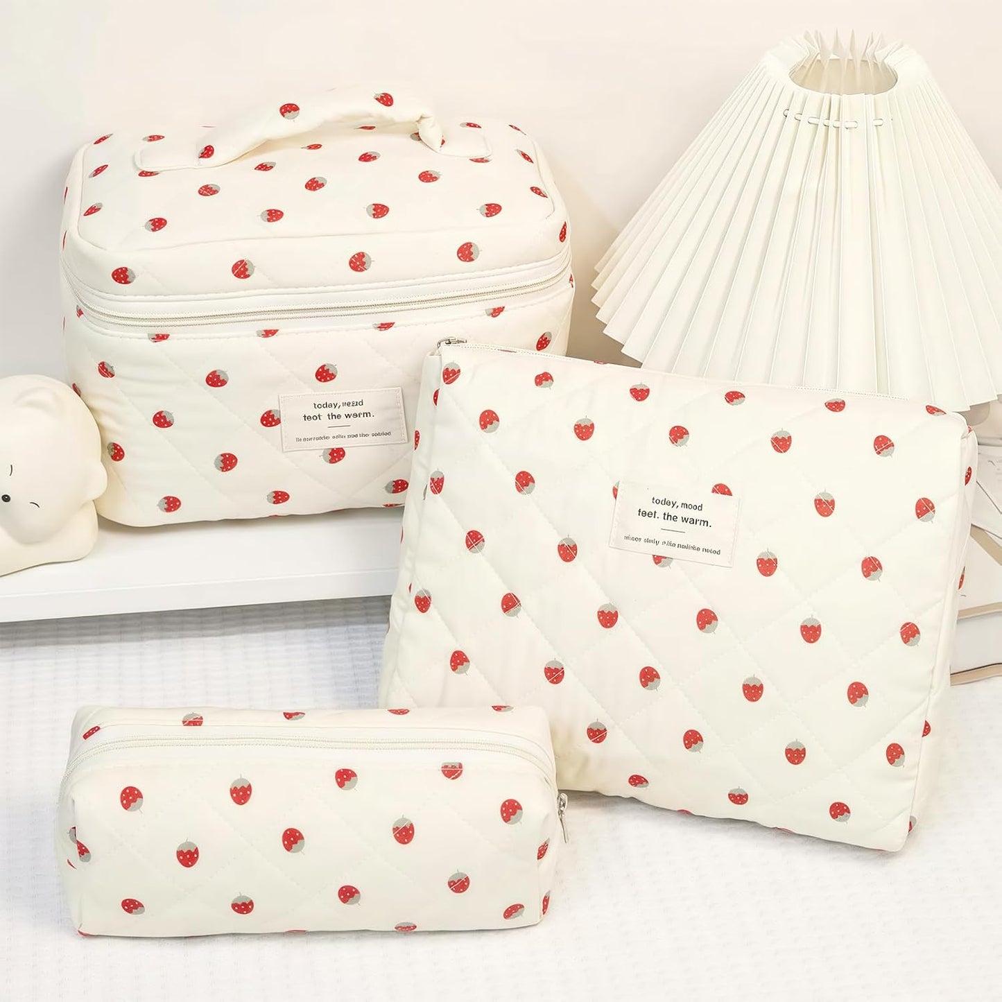 Quilted Makeup Bag, Large Capacity Travel Cosmetic Bag for Women and Girls, Aesthetic Storage for Daily and Travel Use (3pcs-strawberry, Pink Bow)
