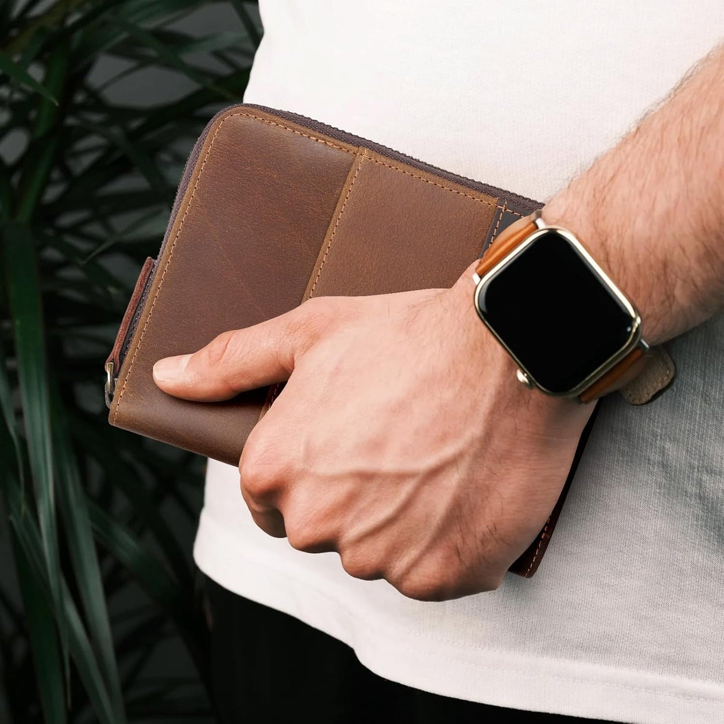 Retro Passport Cover Genuine Leather Unisex Travel Zipper Wallet RFID Blocking (Cocoa Brown)