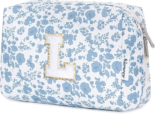 Narwey Birthday Gifts for Teen Girls Kids Women Personalized Initial Floral Makeup Bag Cute Cosmetic Trendy Stuff 6 8 10 11 12 13 14 16 18 Years Old Travel Toiletry Bag (Little Blue Flower L)