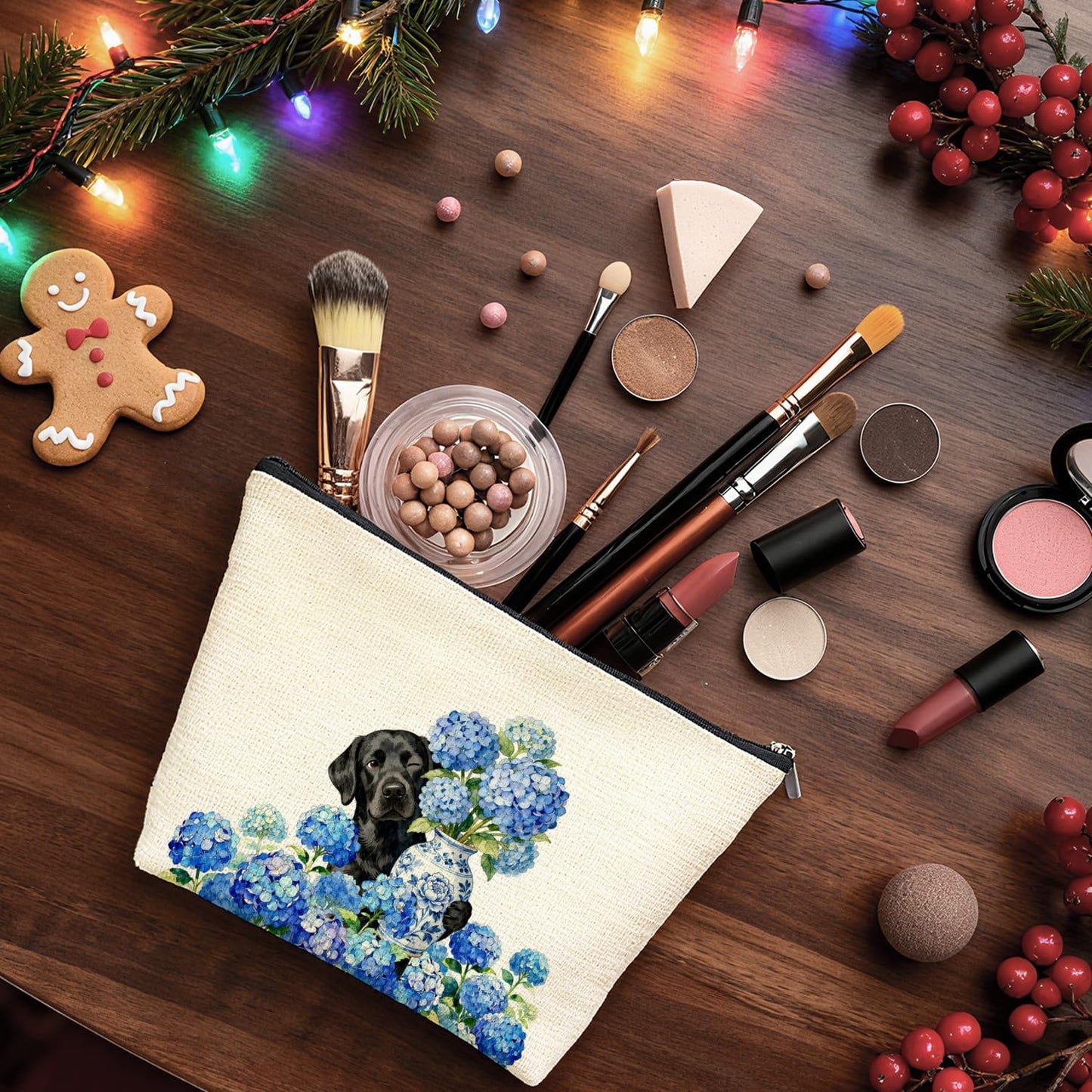 Blue Chinoiserie Hydrangea Labrador Retriever Makeup Bag Gifts for Women, Black Lab Gifts Cosmetic Bag, Grandmillennial Floral Black Labrador Dog Zipper Makeup Pouch Travel Toiletry Bag
