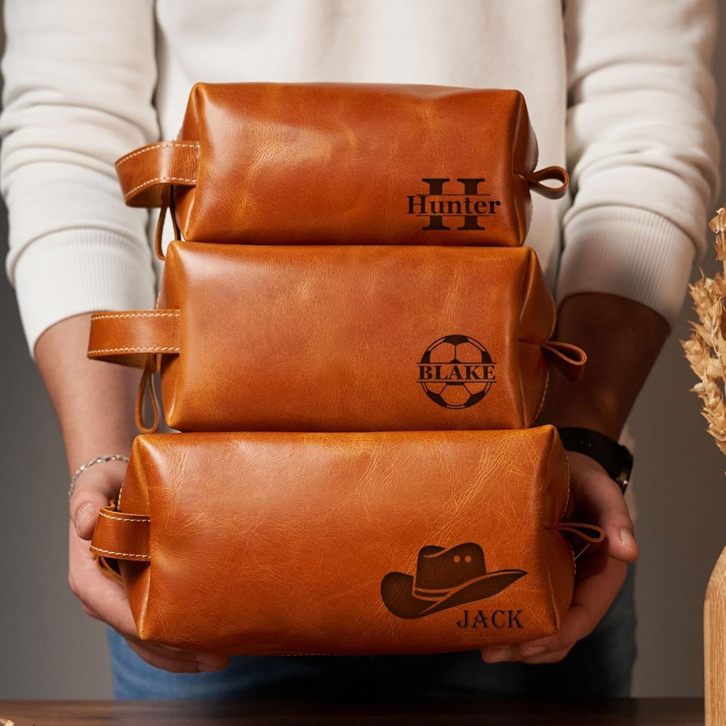 Handcrafted Personalized Genuine Leather Toiletry Bag for Men, Custom Dopp Kit Gift with Monogram, Ideal Gift for Groomsmen, Travel Pouch with Zipper Closure, Gift for Fathers Day Wedding or Travel
