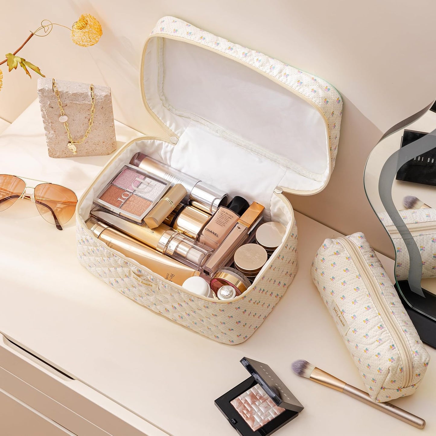 HBselect 4Pcs Cotton Quilted Coquette Makeup Bag - Large Travel Cosmetic Bag - Aesthetic Cute Kawaii Floral Makeup Bag - Toiletry Bags - Coin Purse for Women Girls