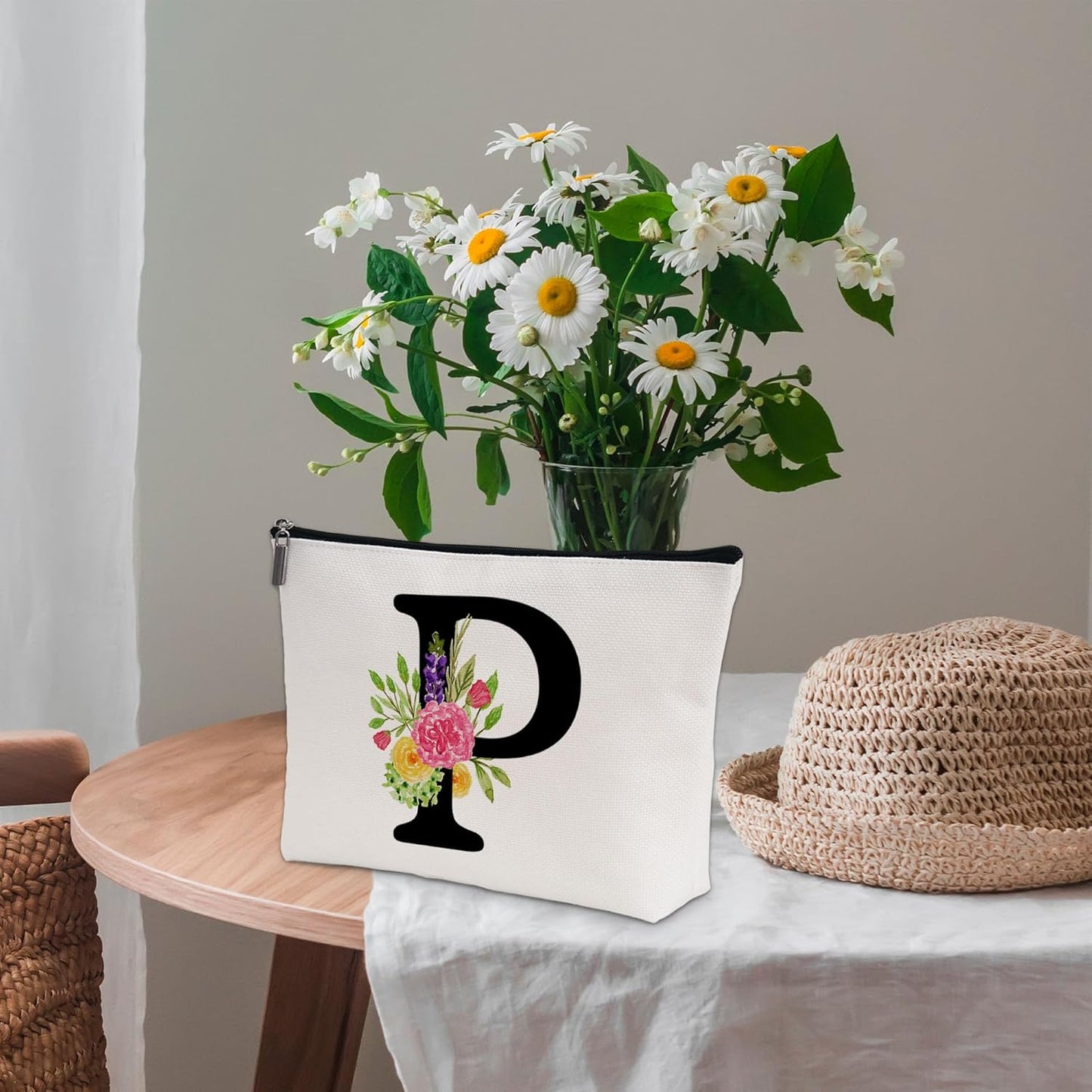 Personalized Letter P Makeup Bag for Women, Birthday Gifts for Mom, Small Zipper Pouch for Purse, Christmas Bridesmaid Friendship Gifts for Sister Daughter, Girls Weekend Gifts for Women-A16