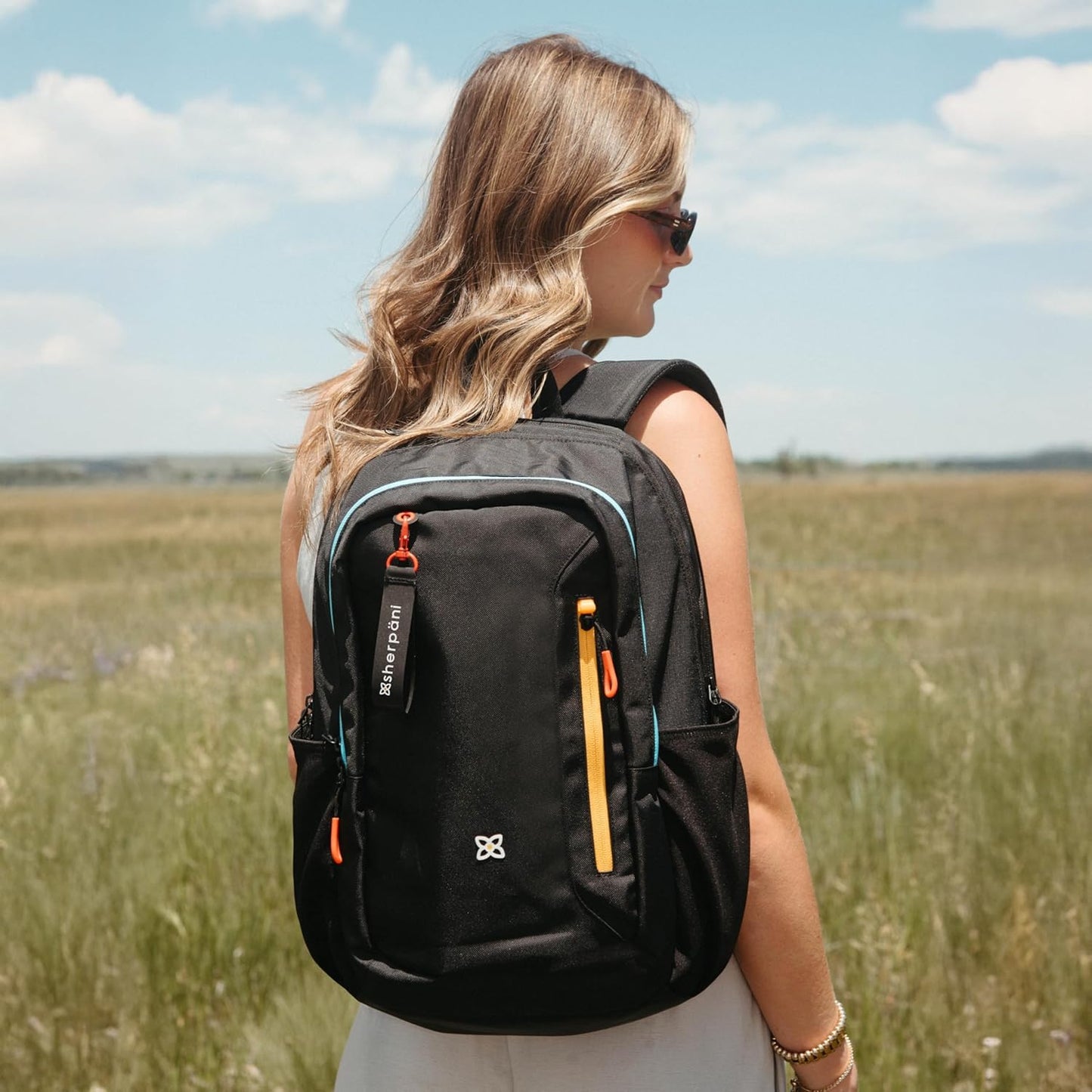 Sherpani Getaway, Casual Daypack Backpacks, Laptop Backpack, 22L Travel Backpack for Women, Travel Gift Bag, Fits 15'' Laptop, RFID Protection (Chromatic)