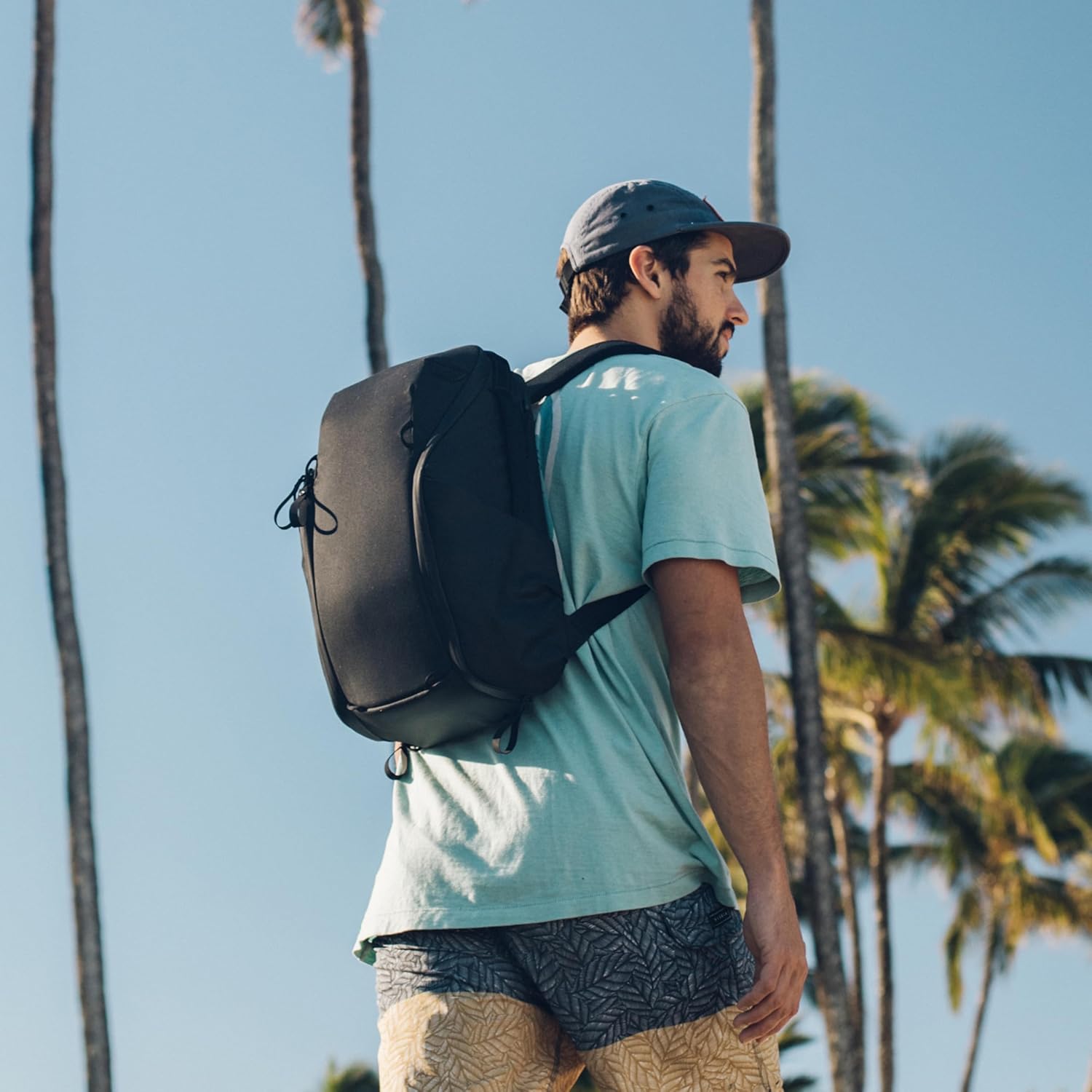 Peak Design Everyday Backpack Zip 20L, Black, 270-Degree Zip, Dual Side Pockets, FlexFold Dividers