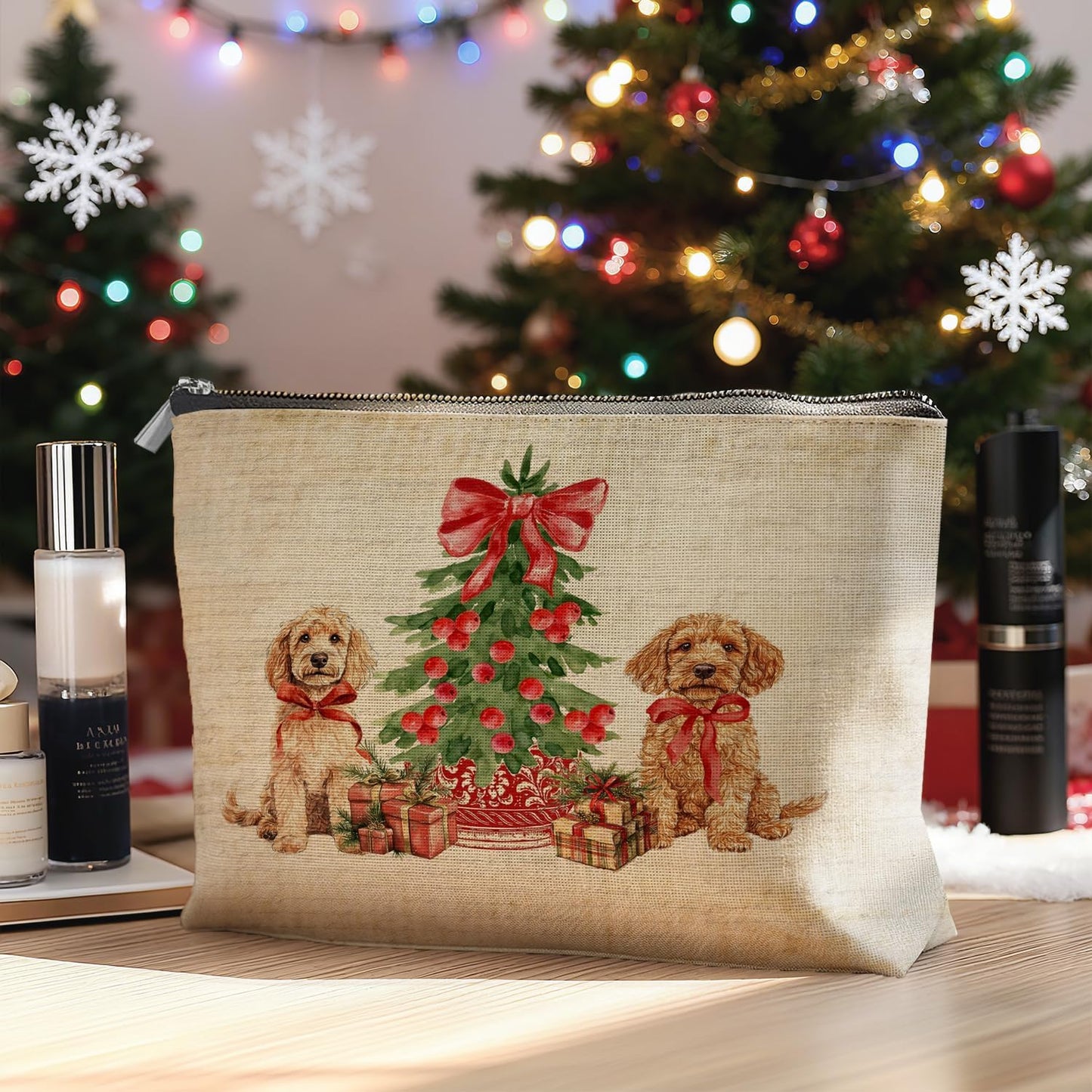 Red Chinoiserie Christmas Labradoodle Dog Makeup Bag Gifts for Women, Coquette Grandmillennial Labradoodle Cosmetic Bag, Rustic Xmas Dog Holiday Zipper Makeup Pouch Travel Toiletry Bag