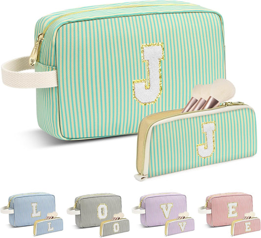 Travel Makeup Bag Christmas Gifts for Women Girl Teens, Personalized Initial Makeup Bag for Cute Teen Girls, Preppy Stuff Toiletry Bag Cosmetic Bag, Teen Girls Gift Trendy Stuff, Letter J