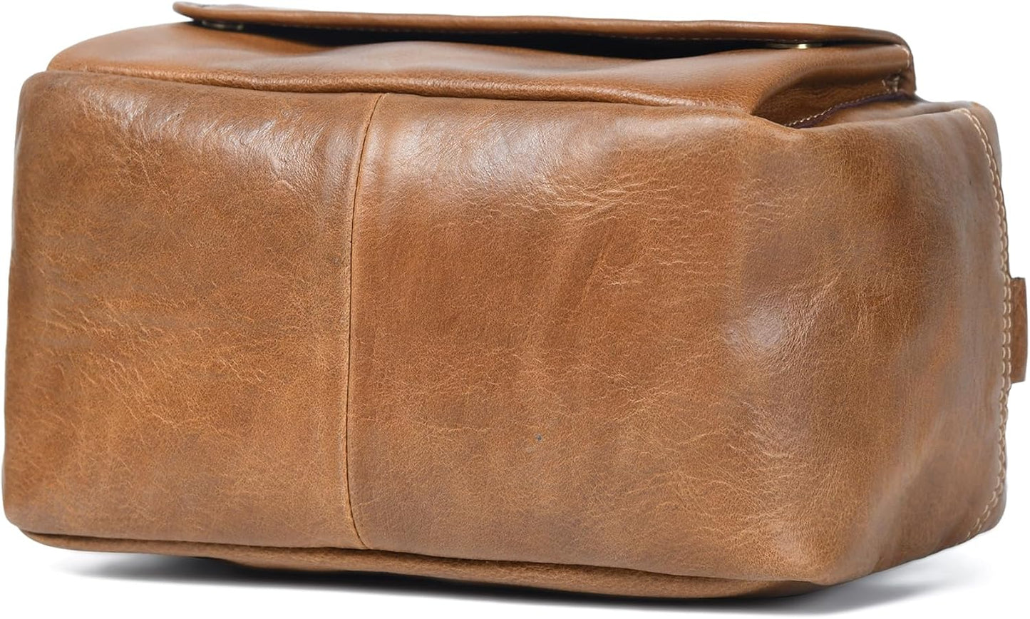 De Lira Extra Large Full-grain Leather Toiletry Bag, Shaving Kit & Cosmetics Case, 10x6x5.5 in, Travel Organizer for Men & Women, Light Brown