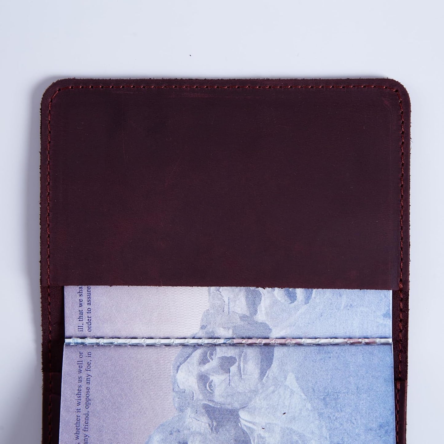 INCARNE US Passport Cover Clear - Travel Passport Wallet - Leather Passport Holder for Men Women Family with Card Slots & Note Compartmen - Sleeve Protector - Genuine Leather - Vintage Burgundy
