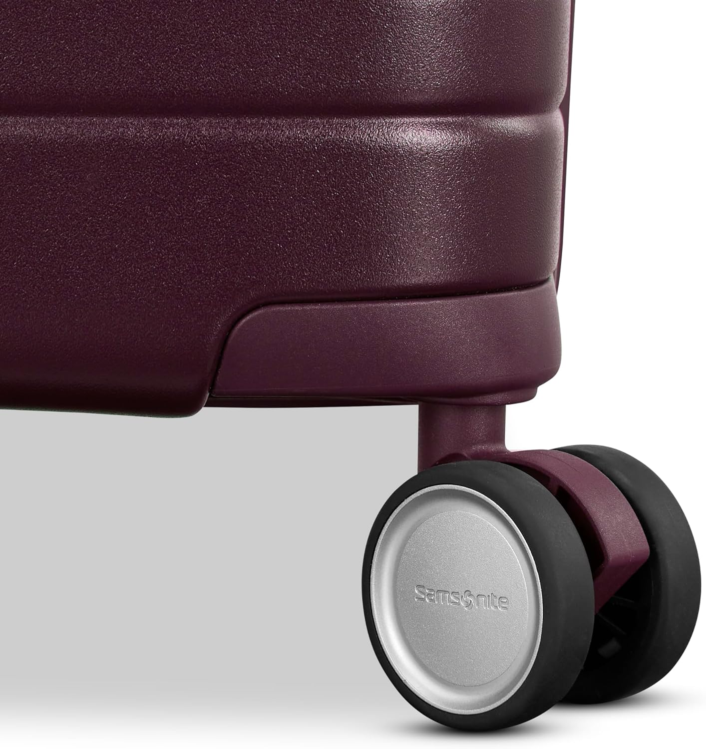 Virtuosa Hardside 21 Inch Carry On Luggage - Airline Approved with 360° Spinner Wheels, RightHeight™ Adjustable Handle - Zippered WetPak™ - TSA Lock - Expandable Light Polycarbonate Shell - Merlot
