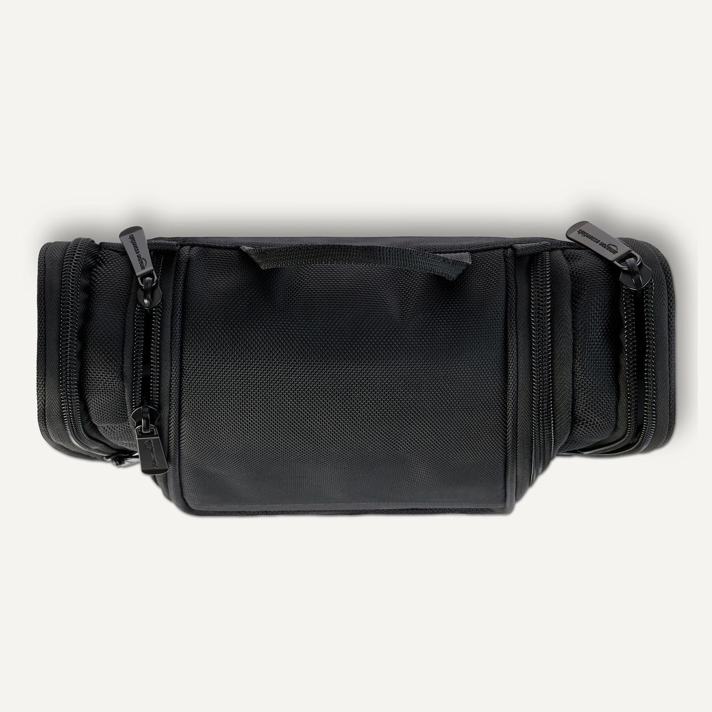 Amazon Essentials Spacious Toiletry Bag, Hanging Cosmetic Dopp Kit with Multiple Compartments