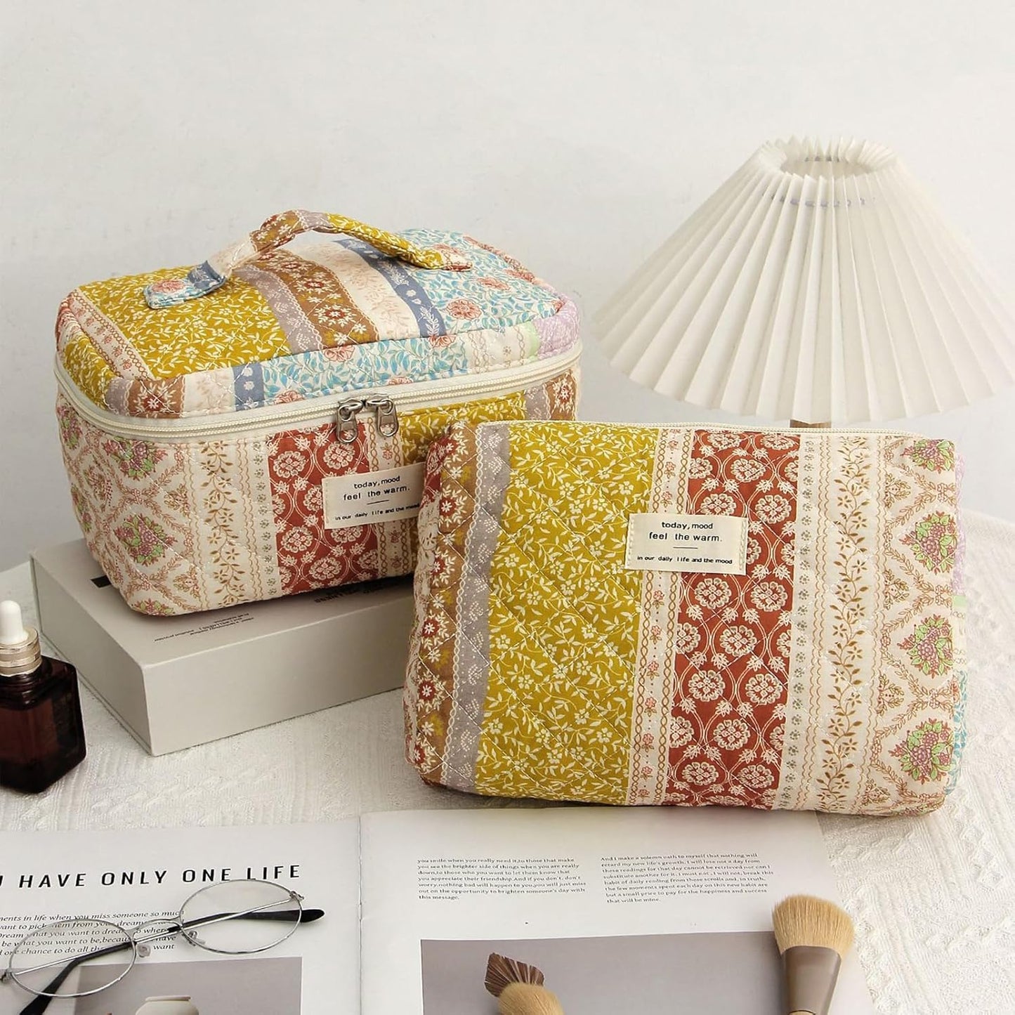 Quilted Makeup Bag, Large Makeup Bag, Cute Cosmetic Pouch for Women Girls, Floral Coquette Aesthetic Patchwork Travel Toiletry Make Up Organizer Bag