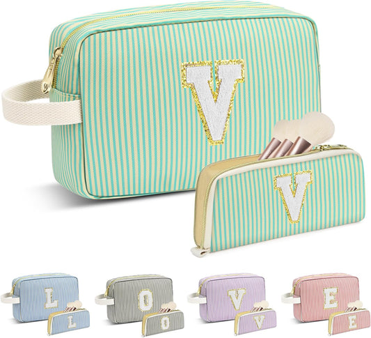 Travel Makeup Bag Christmas Gifts for Women Girl Teens, Personalized Initial Makeup Bag for Cute Teen Girls, Preppy Stuff Toiletry Bag Cosmetic Bag, Teen Girls Gift Trendy Stuff, Letter V