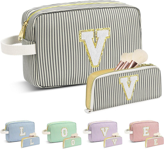 Travel Makeup Bag Christmas Gifts for Women Girl Teens, Personalized Initial Makeup Bag for Cute Teen Girls, Preppy Stuff Toiletry Bag Cosmetic Bag, Teen Girls Gift Trendy Stuff, Letter V