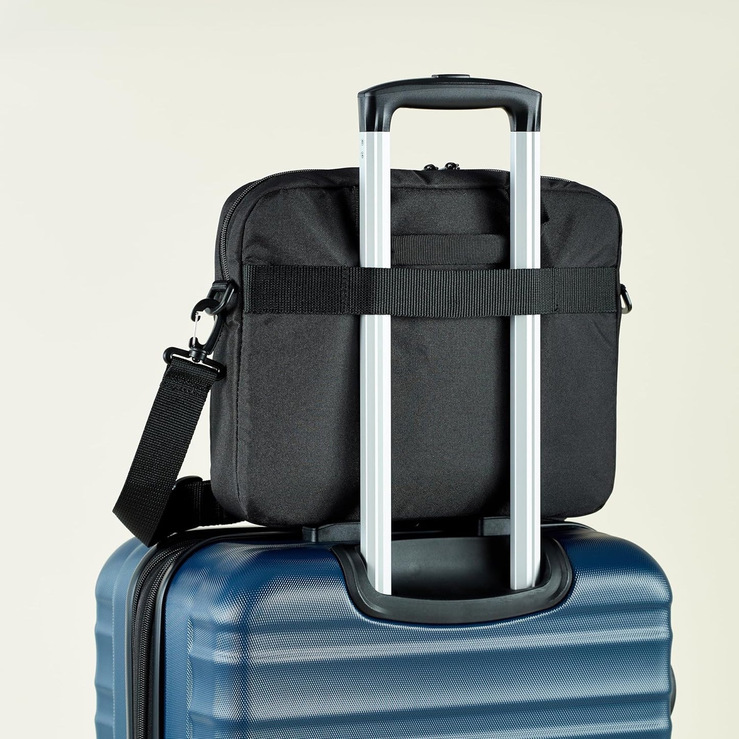 Amazon Basics Laptop and Tablet Bag Case