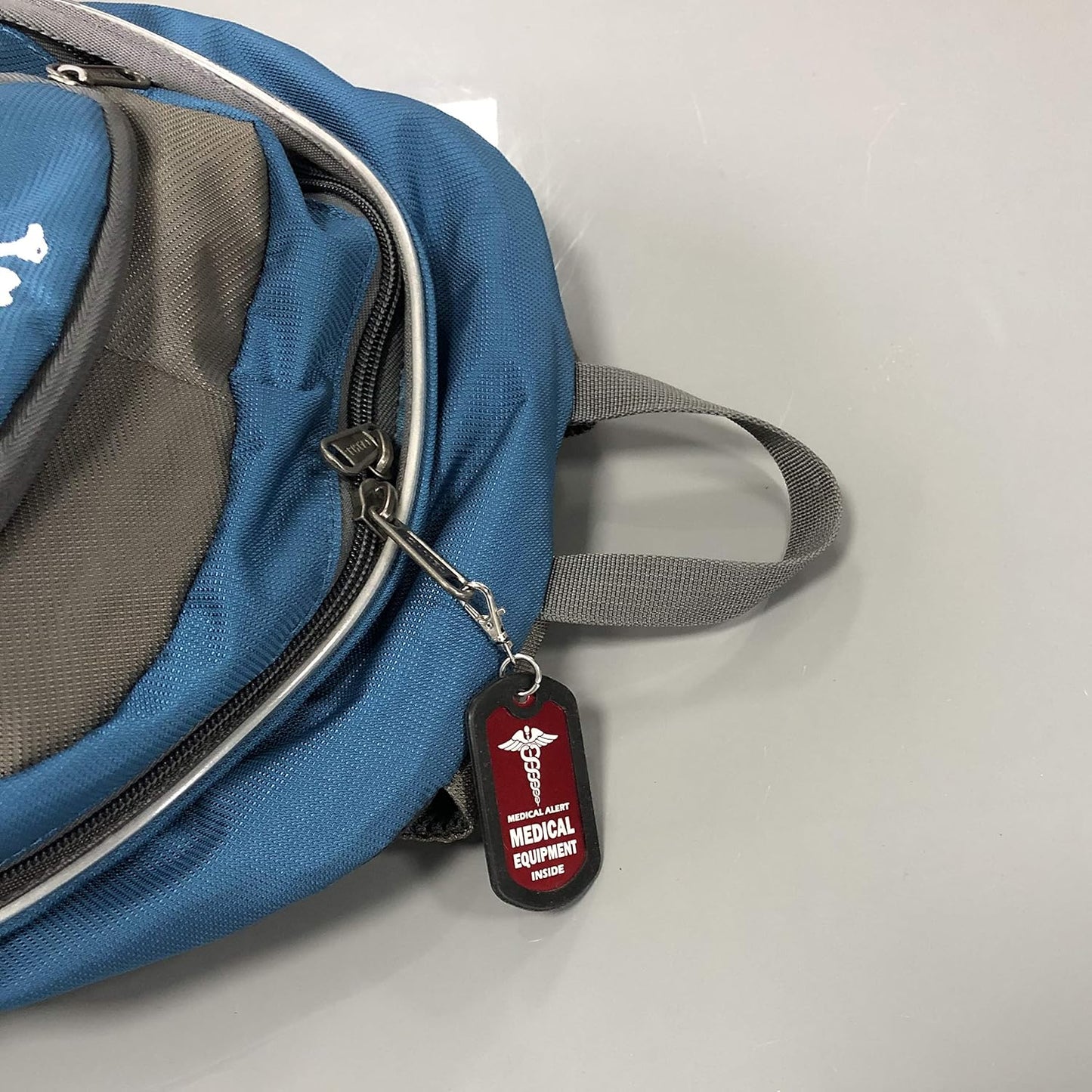mnmoom Medical Equipment Luggage Tag Medical Alert Zipper Pull Bag Tag (3 Pack Blue)