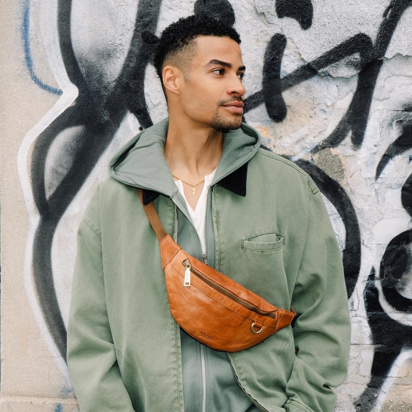 Berliner Bags Vintage Genuine Leather Fanny Pack Turin, Belt Bag, Crossbody Sling Bag for Men and Women - Brown