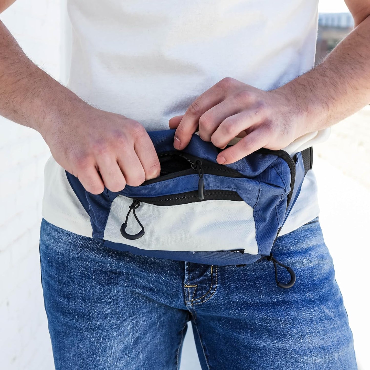 Men's Fanny Bag – Durable, Lightweight Waist Bag with Adjustable Strap & Multiple Zipper Pockets for Travel, Outdoors & Daily Use