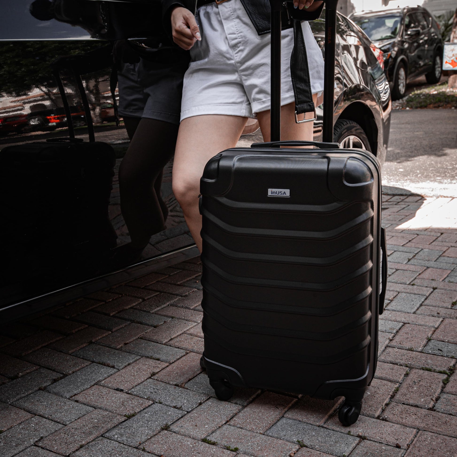 InUSA ENDURANCE 20-Inch Carry-On Hardside Spinner Luggage Lightweight Black