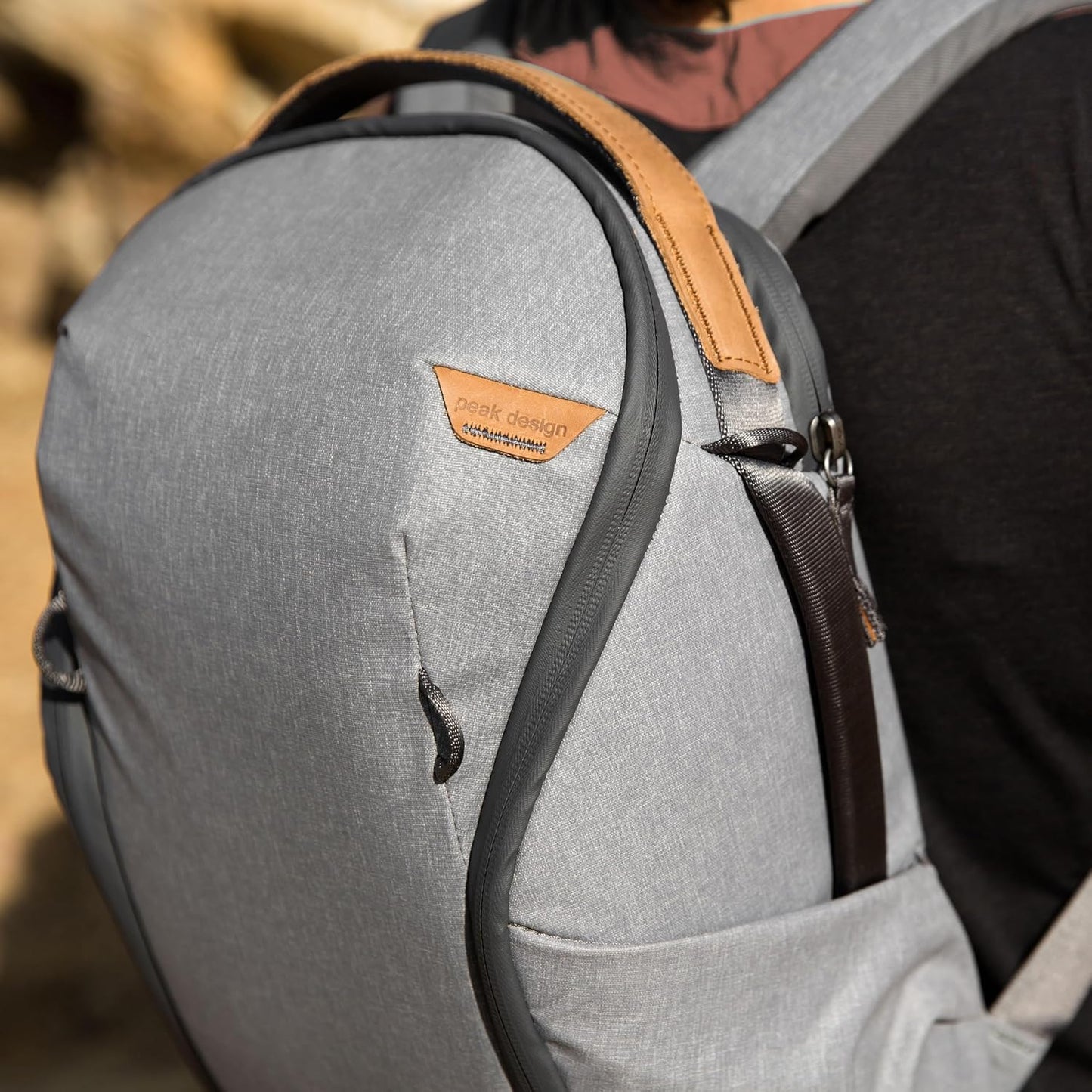 Peak Design Everyday Backpack Zip 15L, Ash, 270-Degree Zip, Dual Side Pockets, FlexFold Dividers