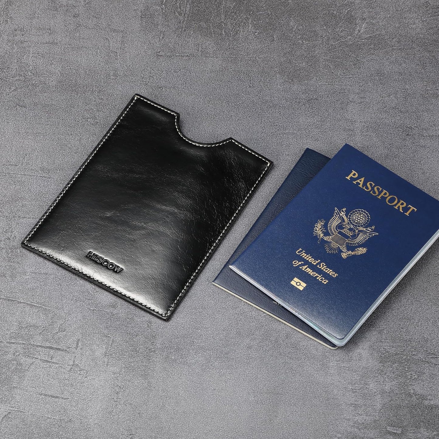 HISCOW Minimalist Passport Sleeve - Italian Calfskin (Antiqued Black)