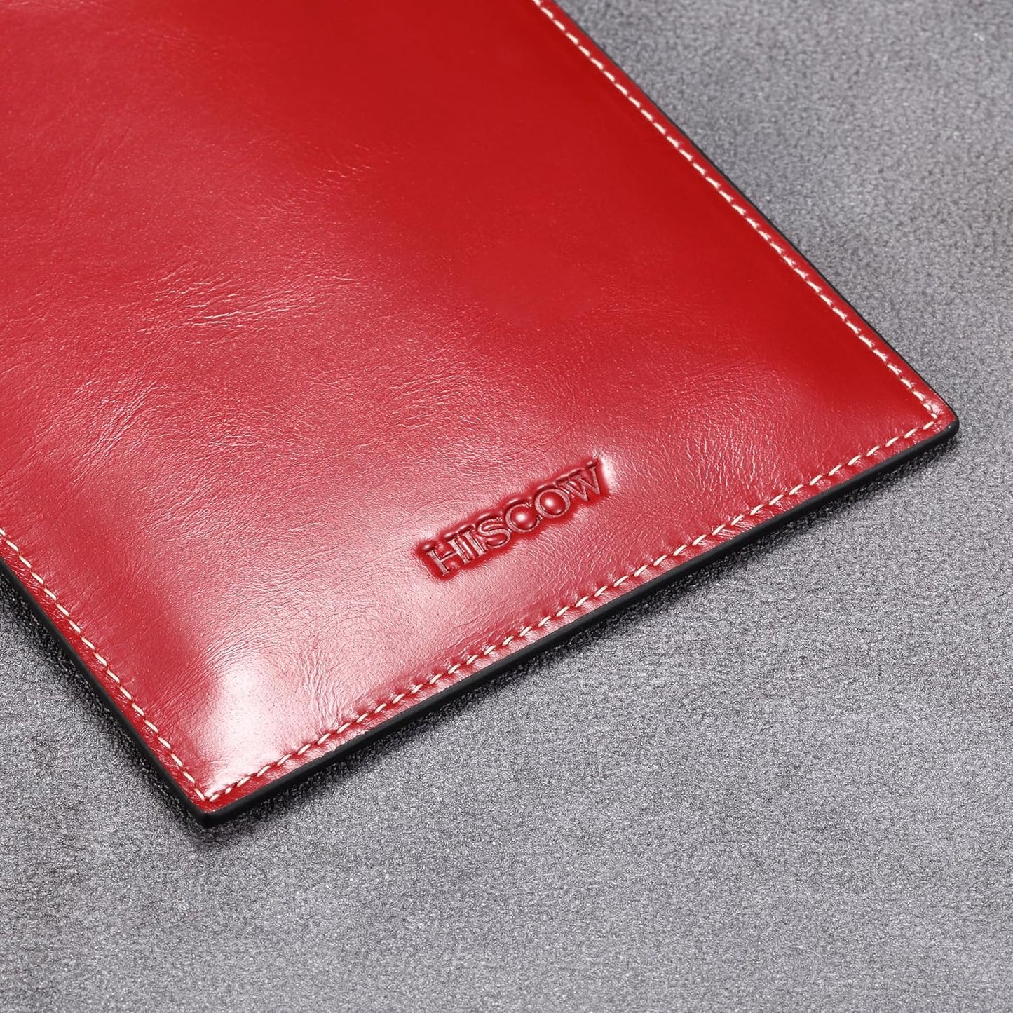 HISCOW Minimalist Passport Sleeve - Italian Calfskin (Antiqued Red)